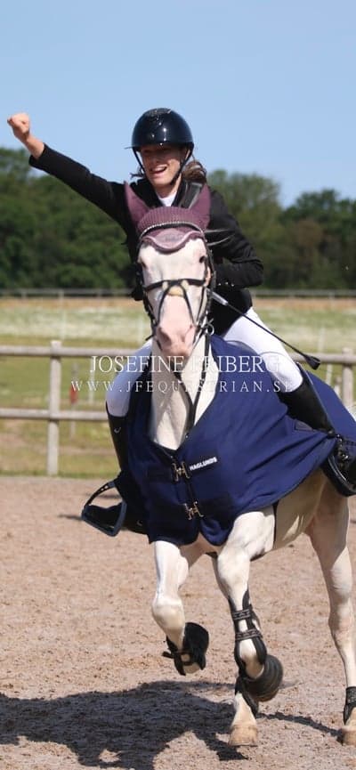 Inlägg 243 av Hoppning med titeln Jag vill ha sommar och utesäsong!!!😍