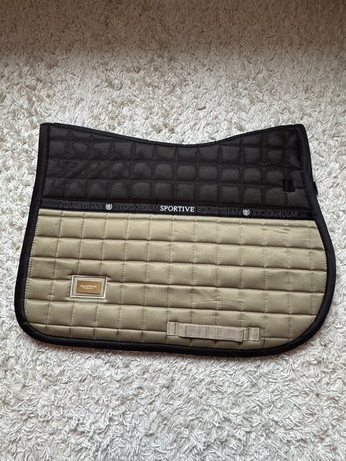 Media 1 av Sportive schabrak från Equestrian Stockholm