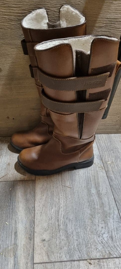 Image 2 of Brown Winter Boots