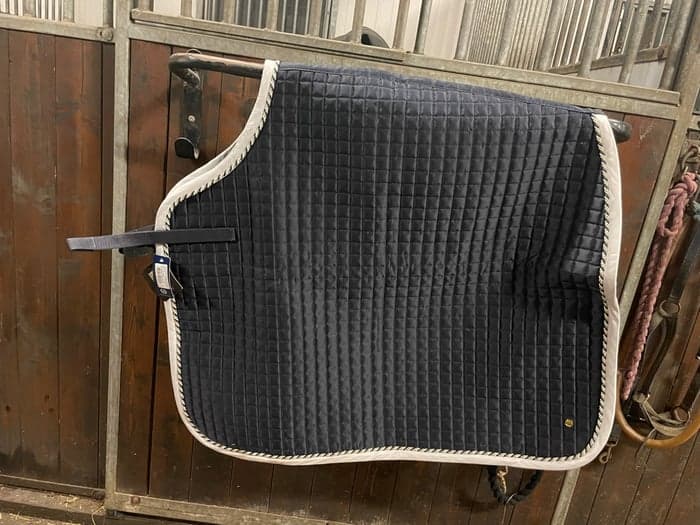 Media 1 av Marinblått ländtäcke 