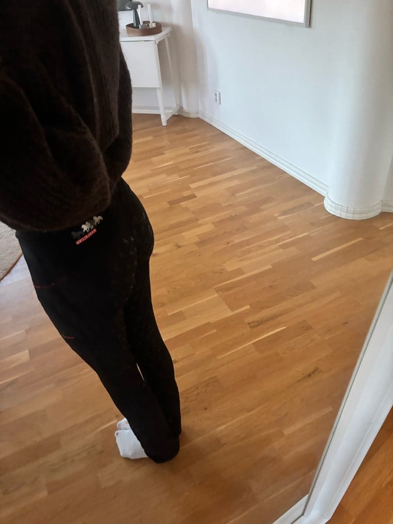 Image 1 of Svarta ridbyxor