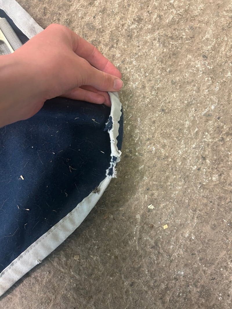 Bild 4 av Mörkblå täcke från Amigo