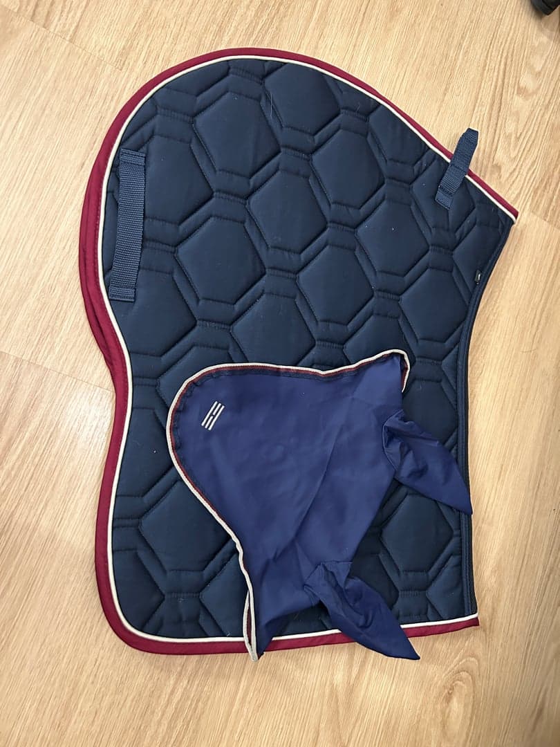 Bild 1 av Blå Schabrak och matchande huva