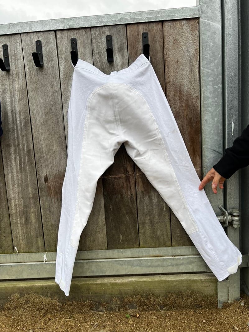 Bild 2 av Vita ridbyxor från CRW