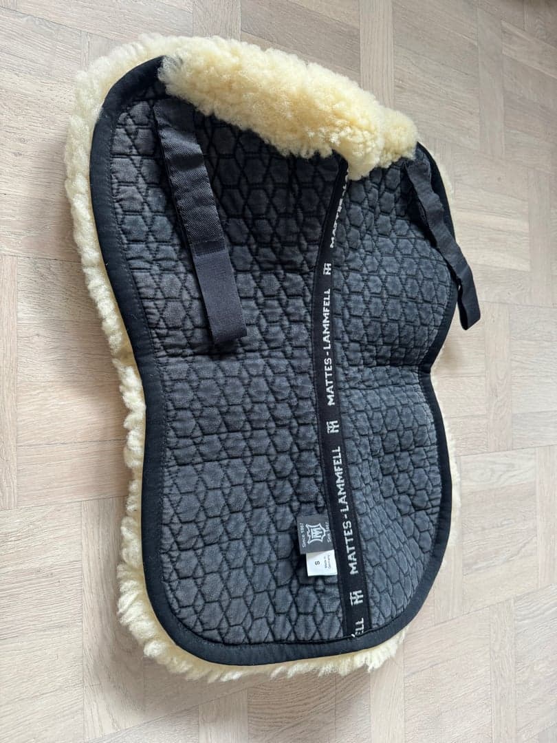 Bild 1 av Fårskinnspadd från Mattes utan bakkant