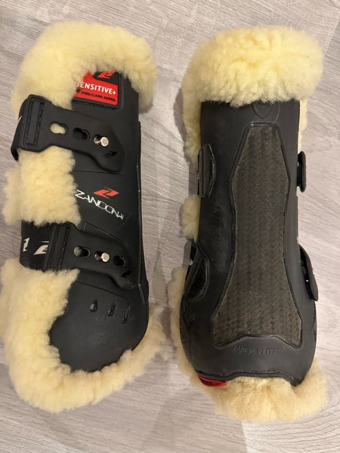 Media 2 av Zandona benskydd Small