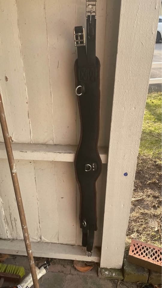 Image 1 of Brun sadelgjord stl 130 