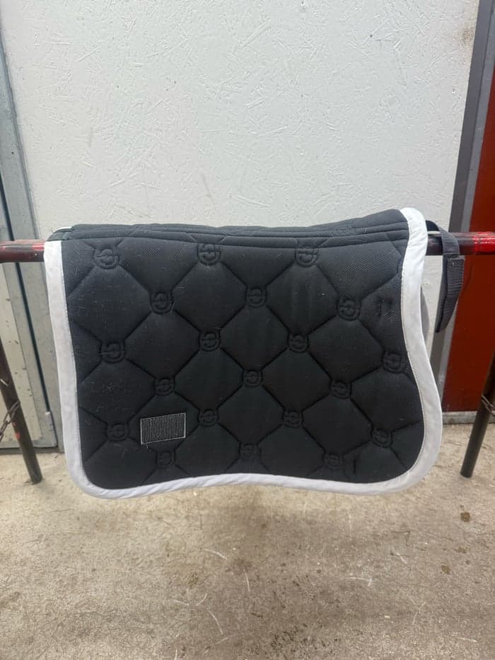 Media 5 av JULKLAPPSTIPS!🎅Mörkgrått hoppschabrak med huva från Equestrian Stockholm, strl PONNY 