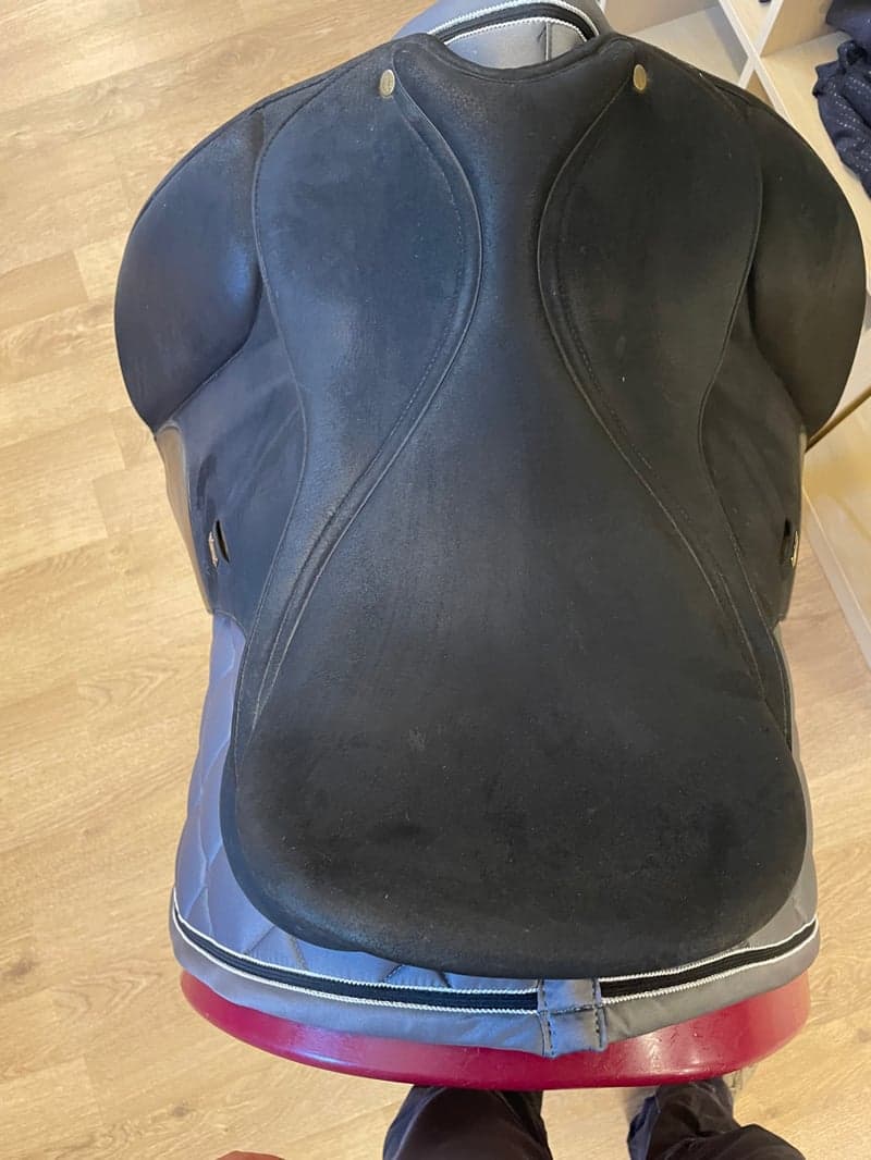 Bild 3 av Wintec Isabelle Werth dressyrsadel