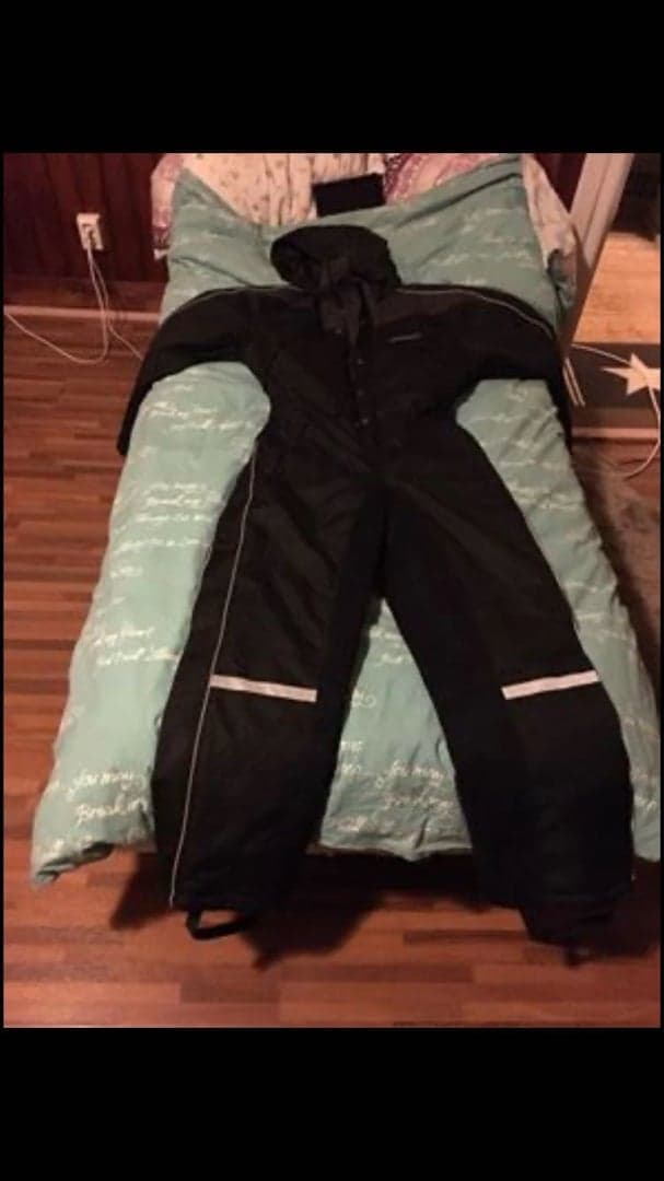 Image 3 of Svart overall