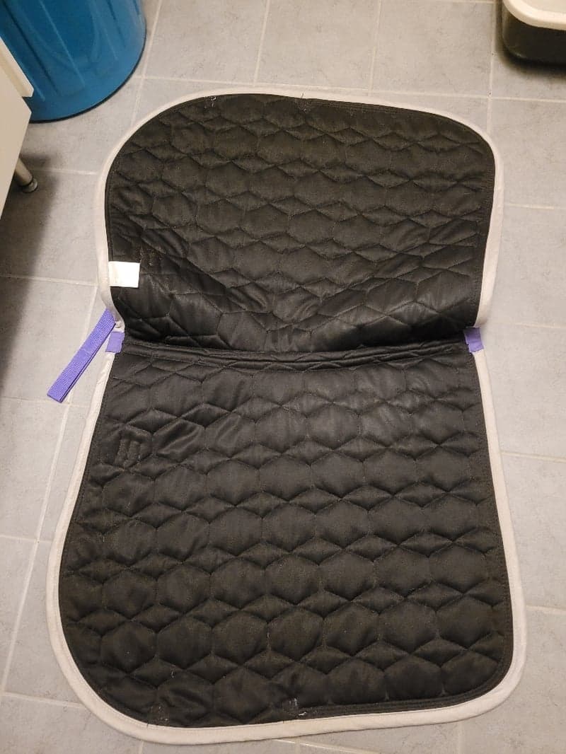Bild 3 av Purple saddle pad