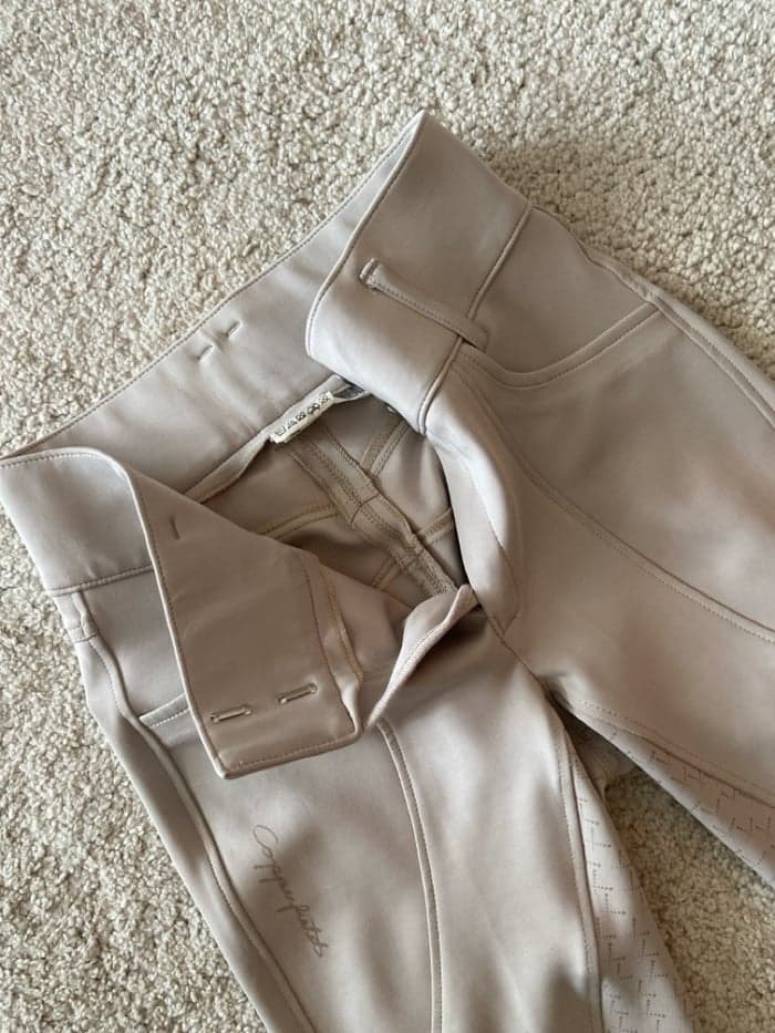 Media 2 of Beige ridbyxor 