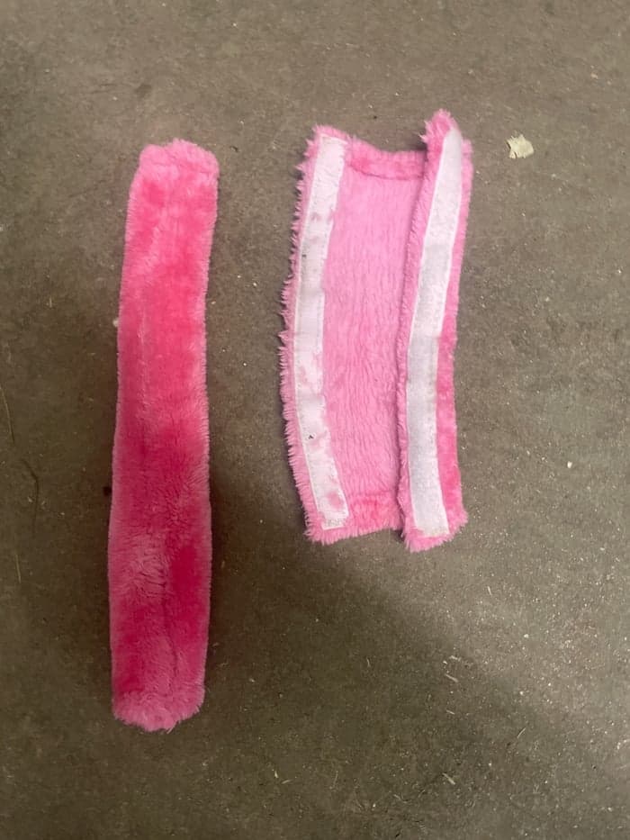 Media 1 av Rosa fluff, mycket bra skick.