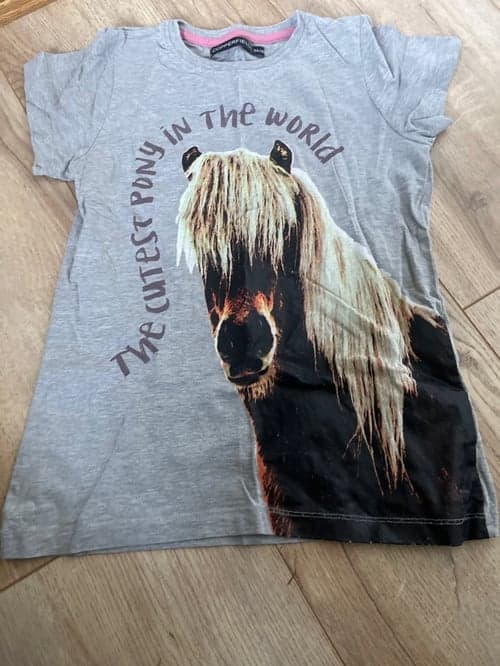 Image of Grå t-shirt från Cooperfield