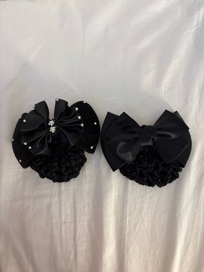 Bild 1 av Svarta hårnät med rosett från Okänd