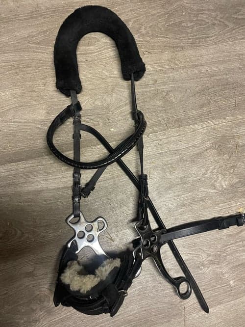 Bild av Svart hackamore strl FULL