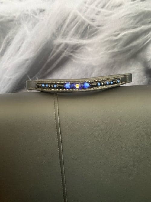 Image of Svart pannband