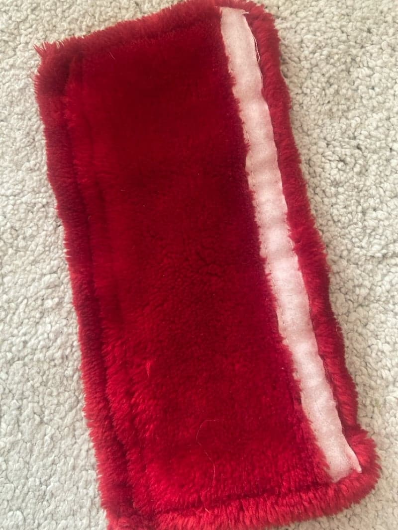 Image 3 of Fluff i rött