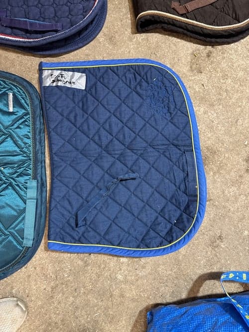 Bild av Mörkblå schabrak