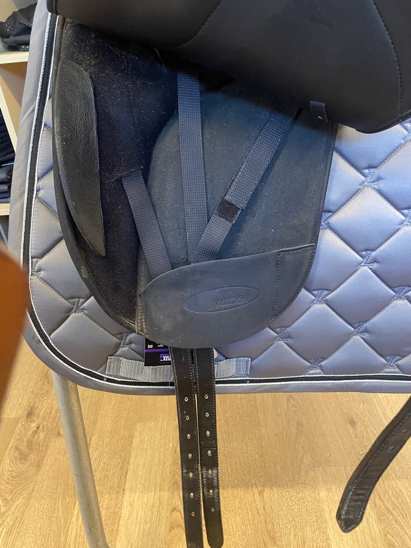 Bild 2 av Wintec Isabelle Werth dressyrsadel