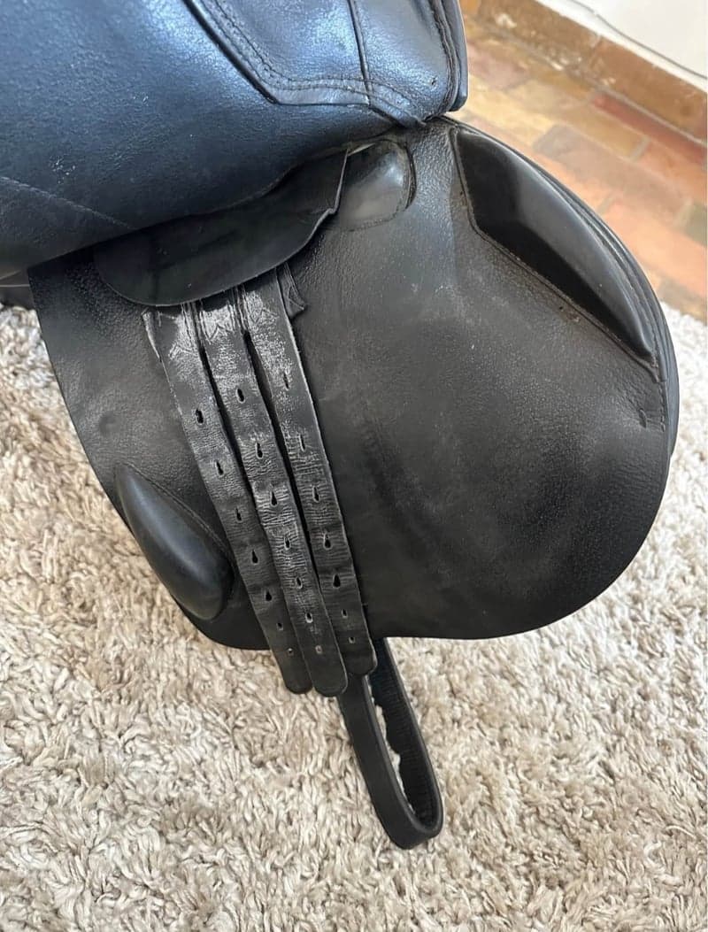 Bild 4 av Högkvalitativ Prestige Jumping Saddle - 17H