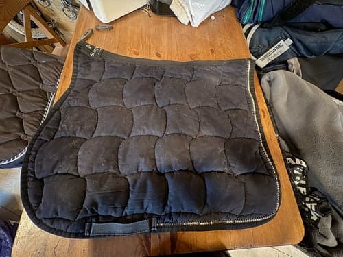 Bild av Svart schabrak från Anna scarpati