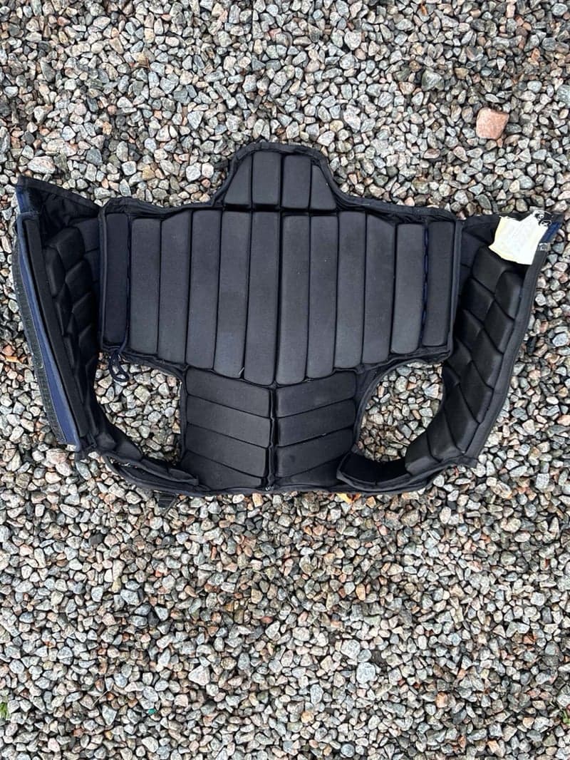 Bild 2 av Blå säkerhetsväst från CRW