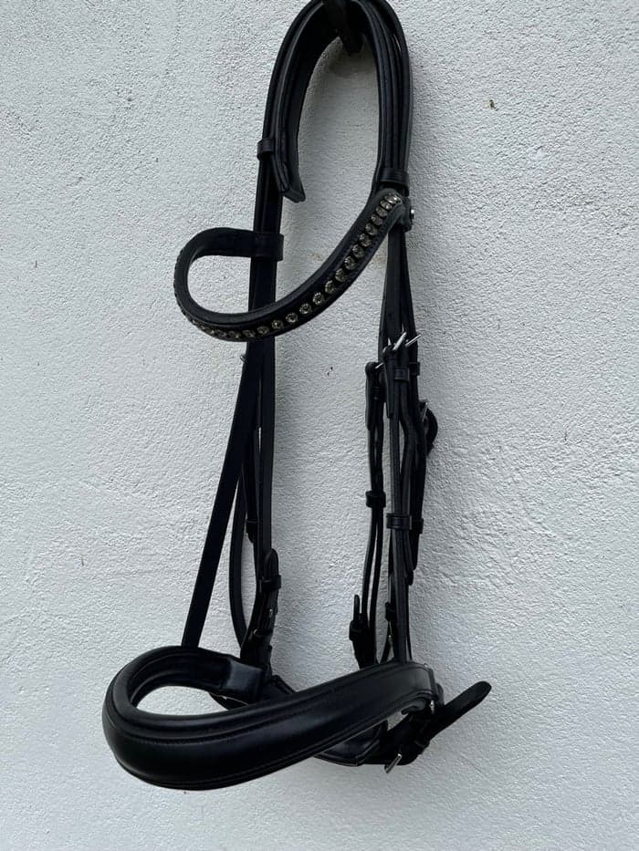 Media 1 av Svart kandar med strass