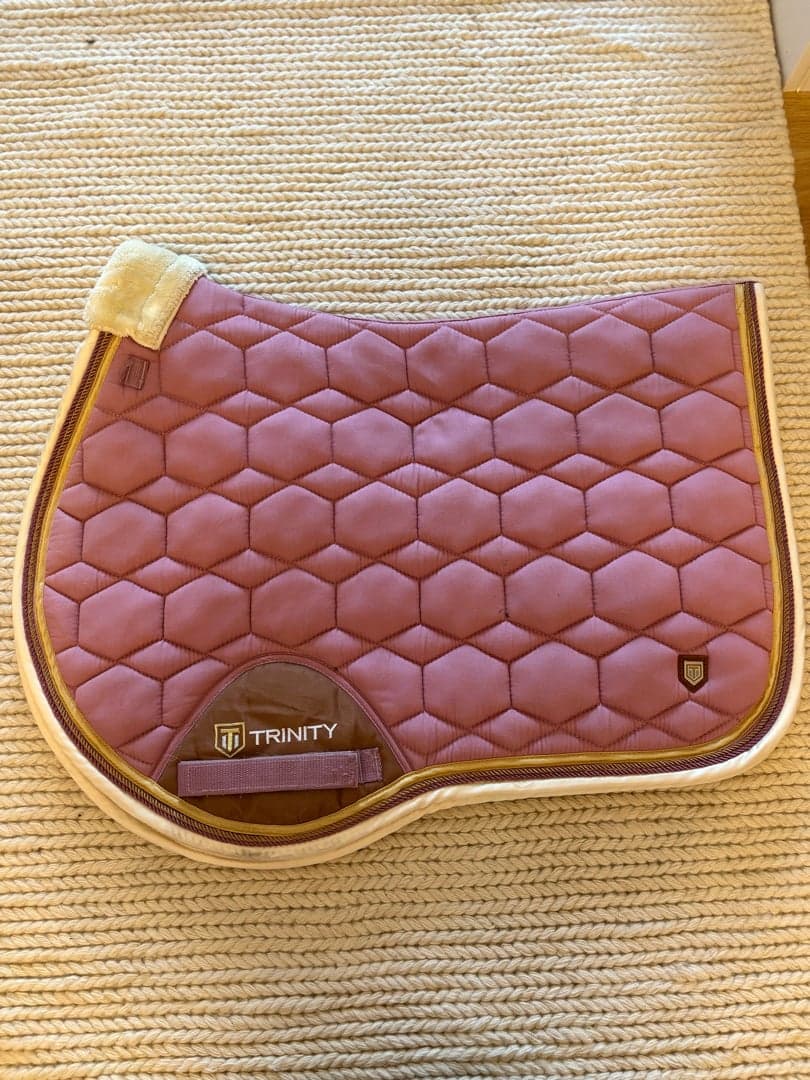 Bild 1 av Rosa schabrak från Trinity