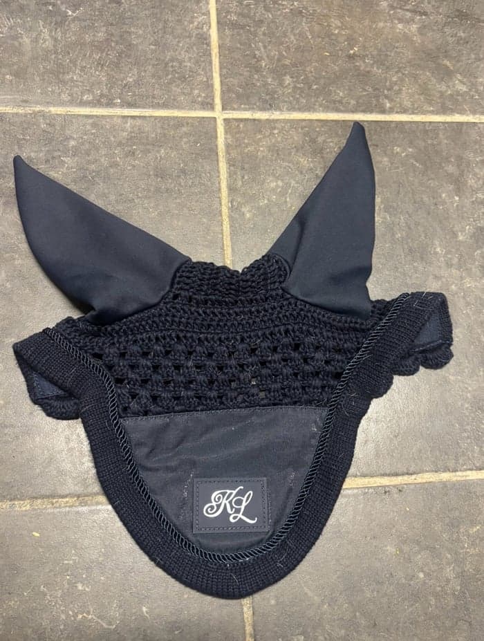 Media 1 of Mörkblå flughuva från KL