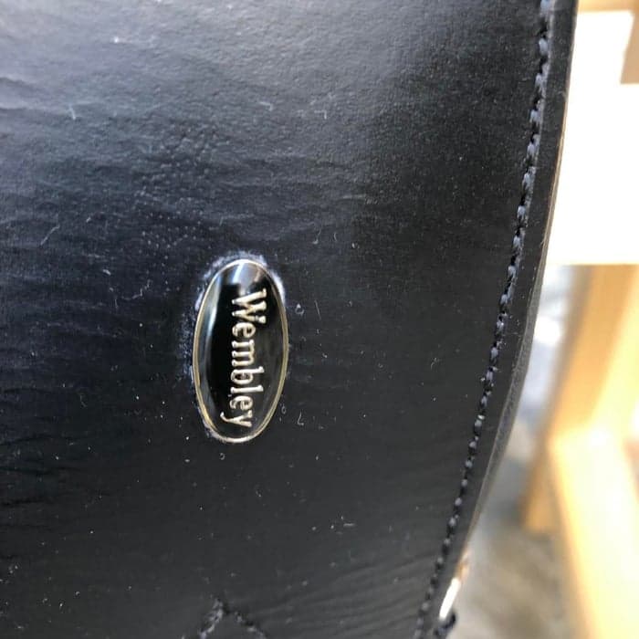 Media 9 av Bates Caprilli All Purpose CAIR – Easy-Change