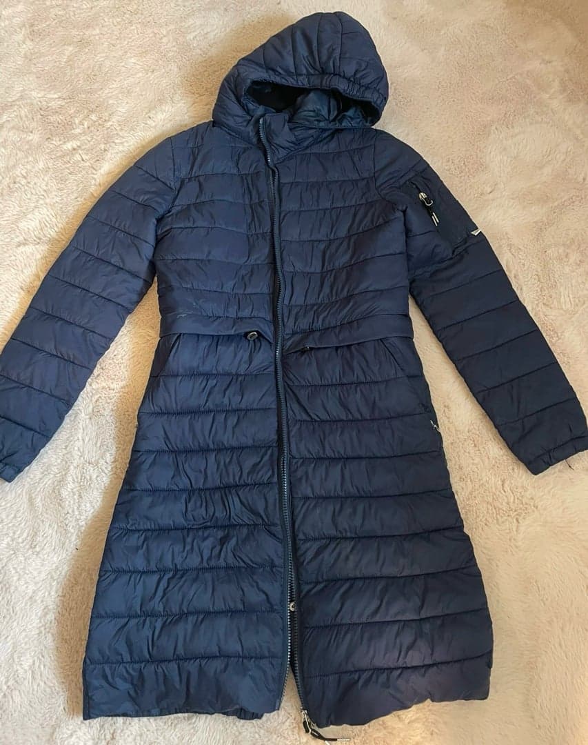 Image 1 of Mörkblå vinterjacka