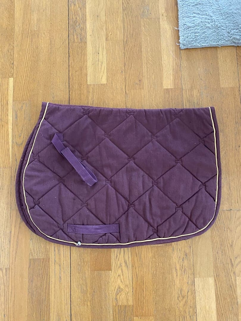 Bild 1 av Mörklila schabrak