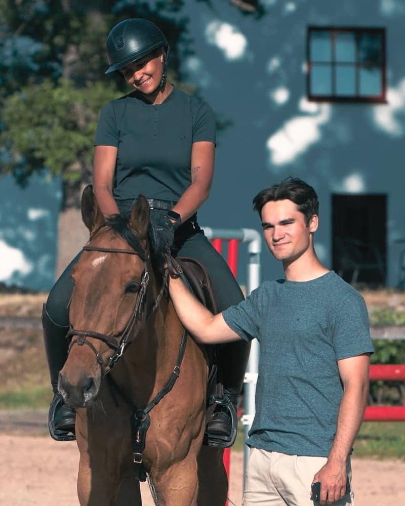 Bild 4 av Problemlösning & rehab - vi hjälper hästar med utmaningar 