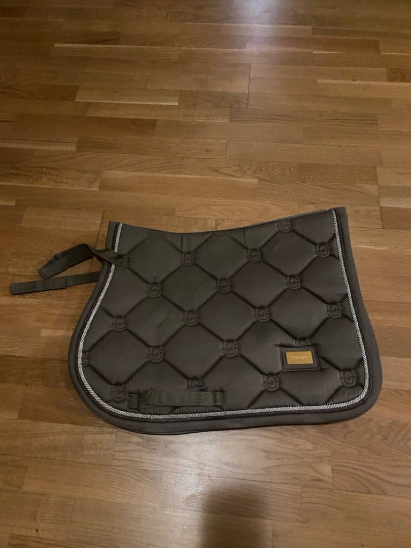 Bild 1 av Equestrand Stocholm schabrak 