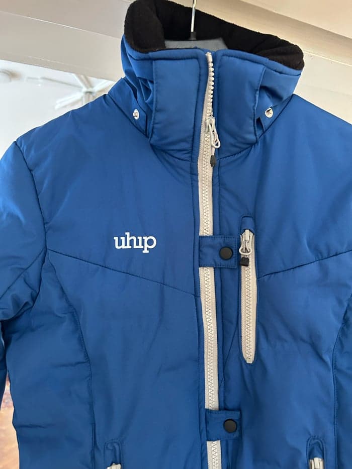 Media 1 of Blå jacka från Uhip