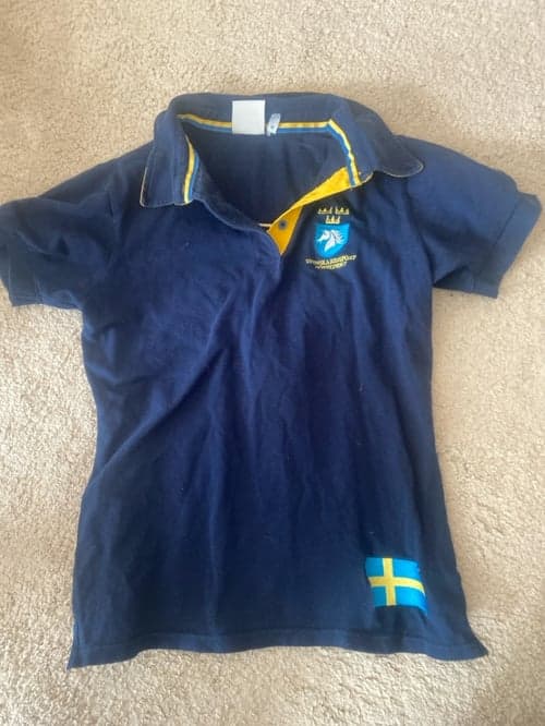 Image of Mörkblå t-shirt