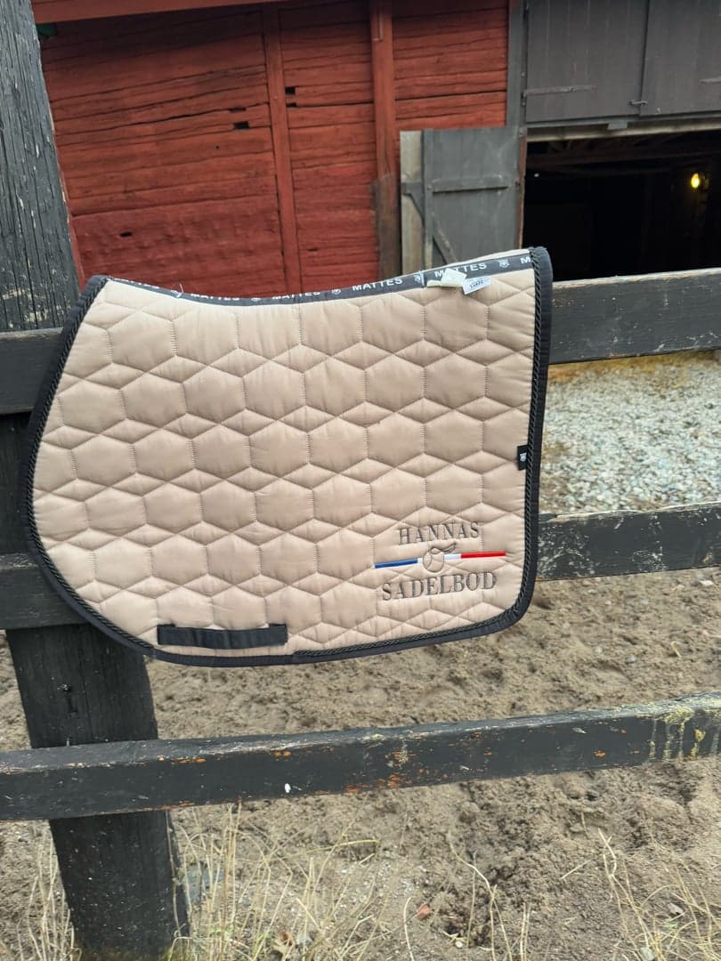 Bild 1 av MATTES Beige schabrak 