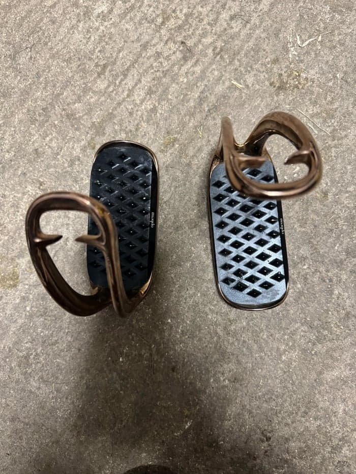 Media 1 av Magnetiska stigbyglar 