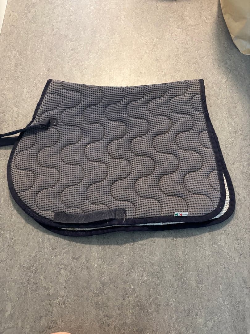 Bild 1 av Grått schabrak