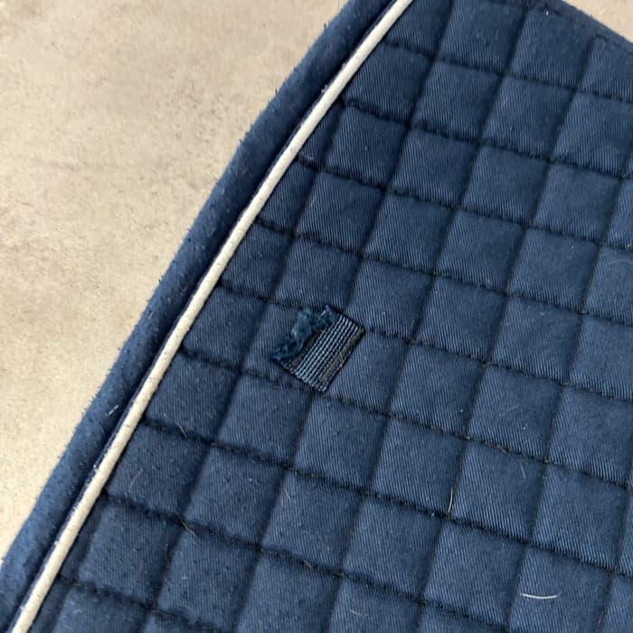 Media 3 av Mörkblått schabrak