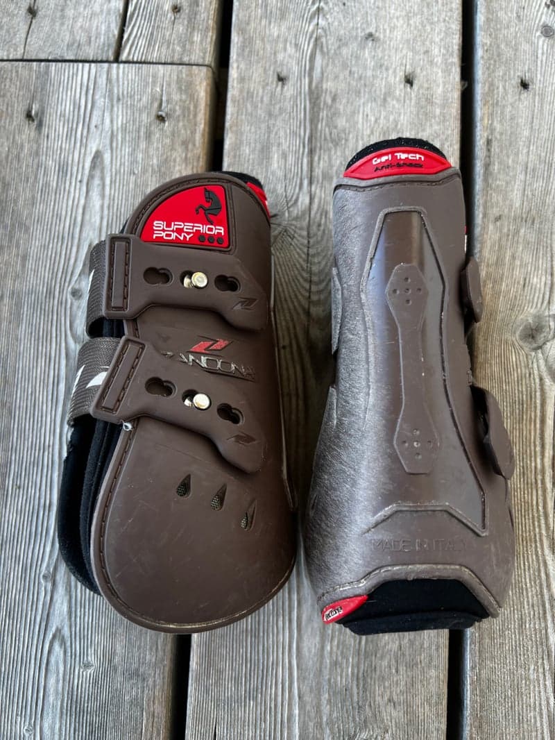 Bild 2 av Små benskydd