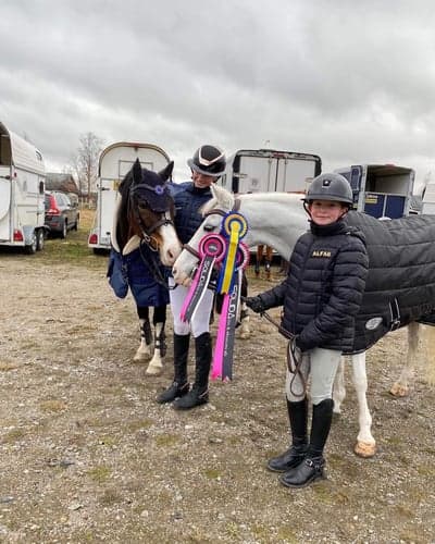 Inlägg 318 av Hoppning med titeln Bästis💗