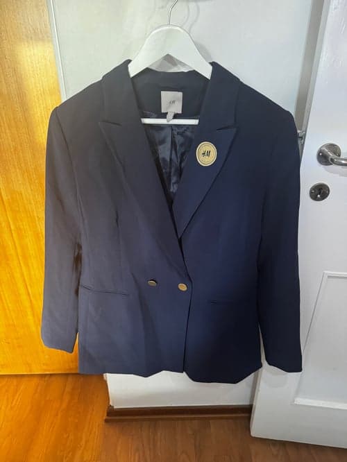 Bild av Mörkblå kavaj från H&M