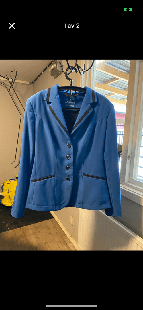 Bild av Blå tävlingskavaj från Equiline 🤩