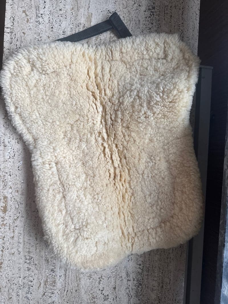 Bild 2 av Svart fårskinnspad 