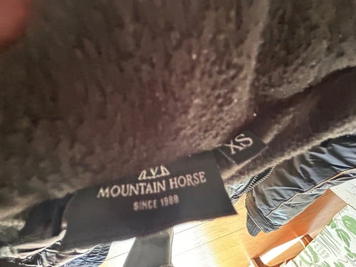 Media 4 of Svart jacka