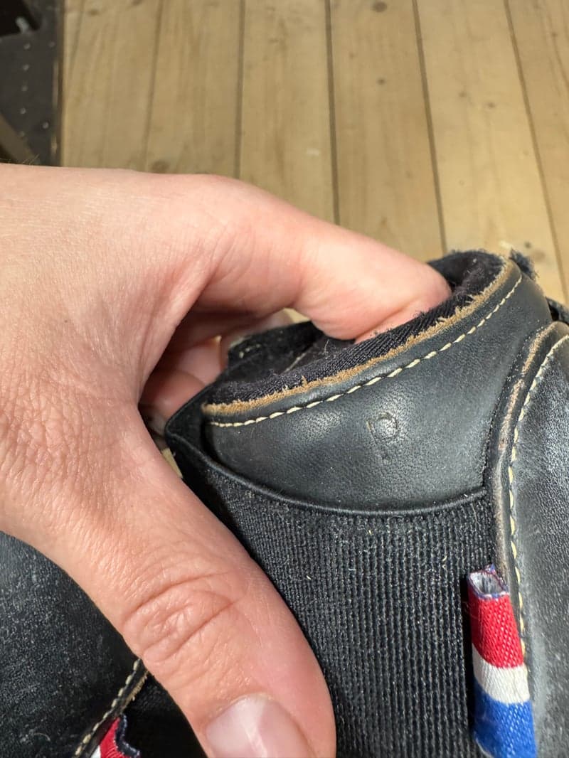 Bild 3 av Bankbesnkydd för liten ponny