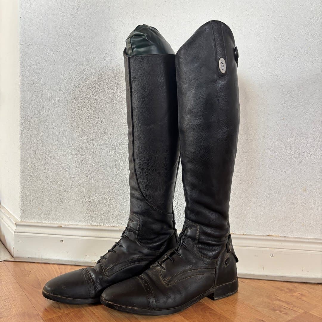 Bild 1 av Svarta ridstövlar från CRW