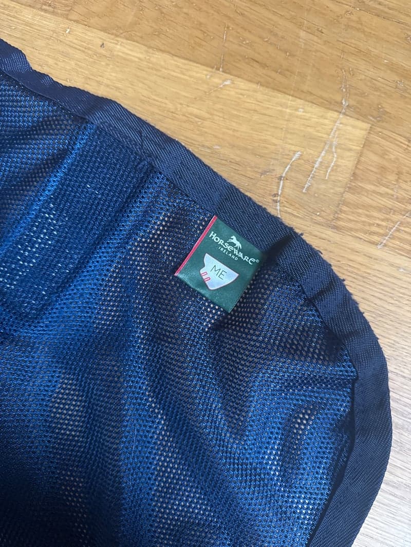 Bild 4 av Blått och vitt halstäcke från Rambo